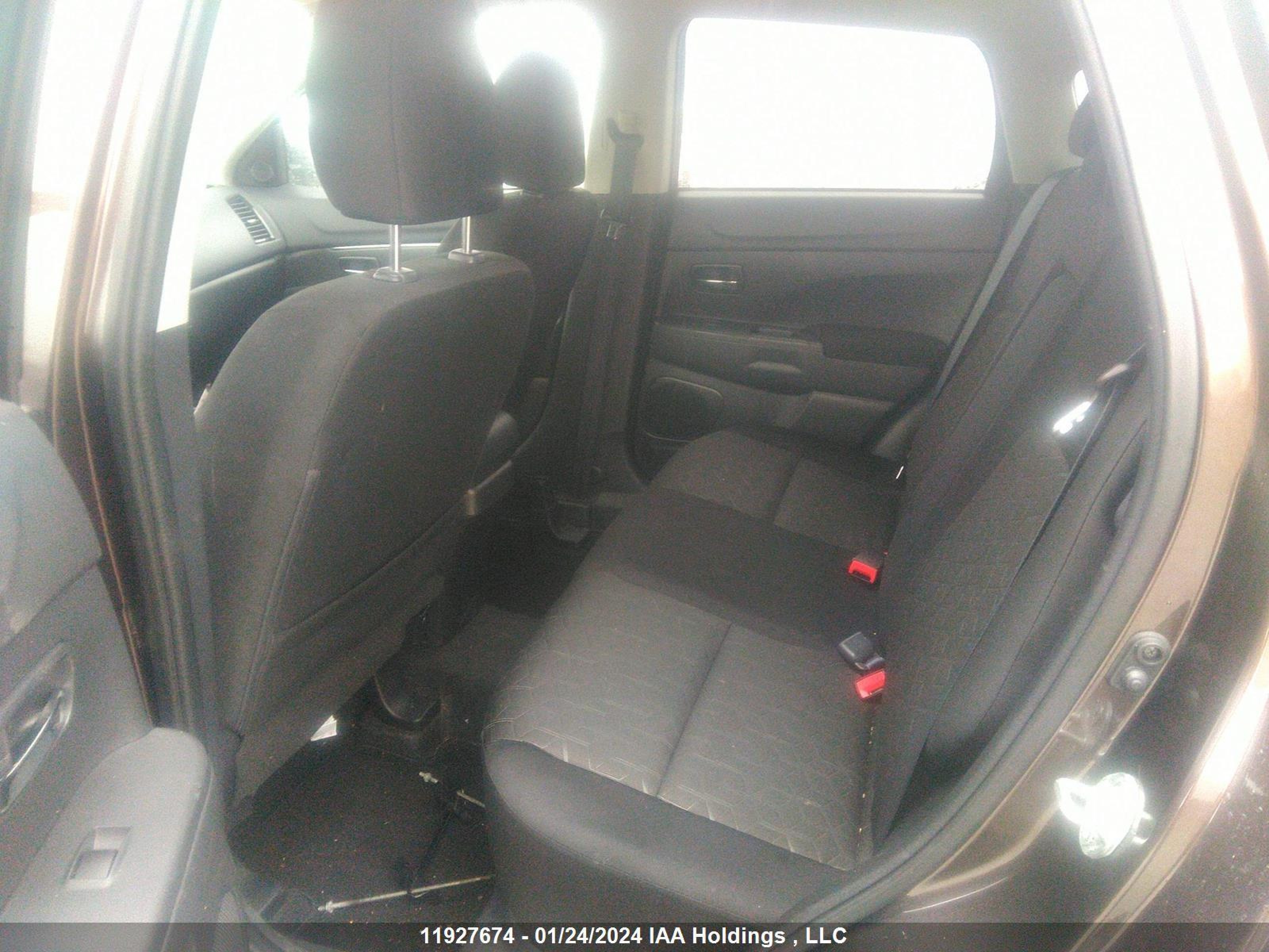 Photo 7 VIN: JA4AJVAW0MU603881 - MITSUBISHI RVR 