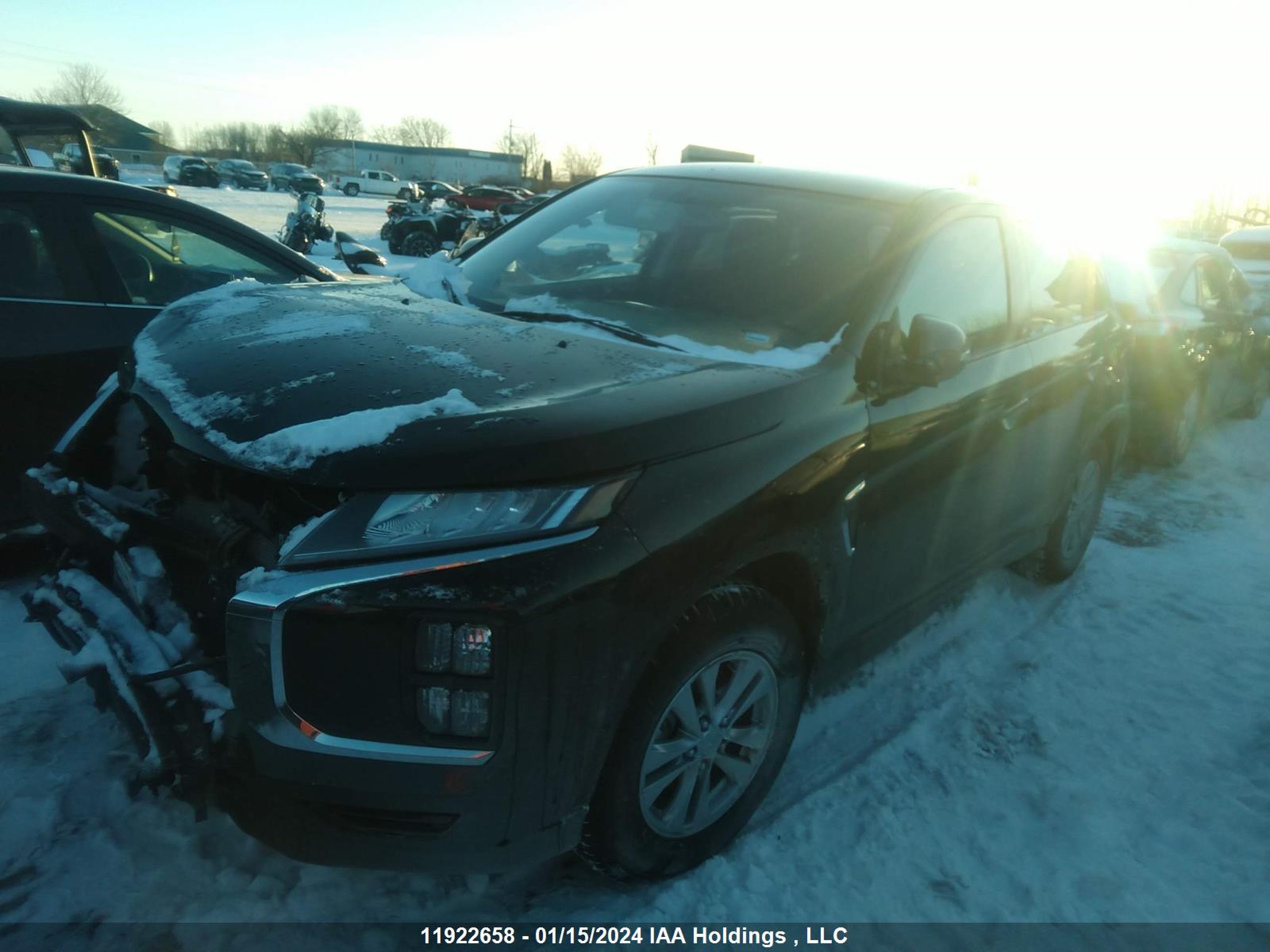 Photo 1 VIN: JA4AJVAW2RU600746 - MITSUBISHI RVR 