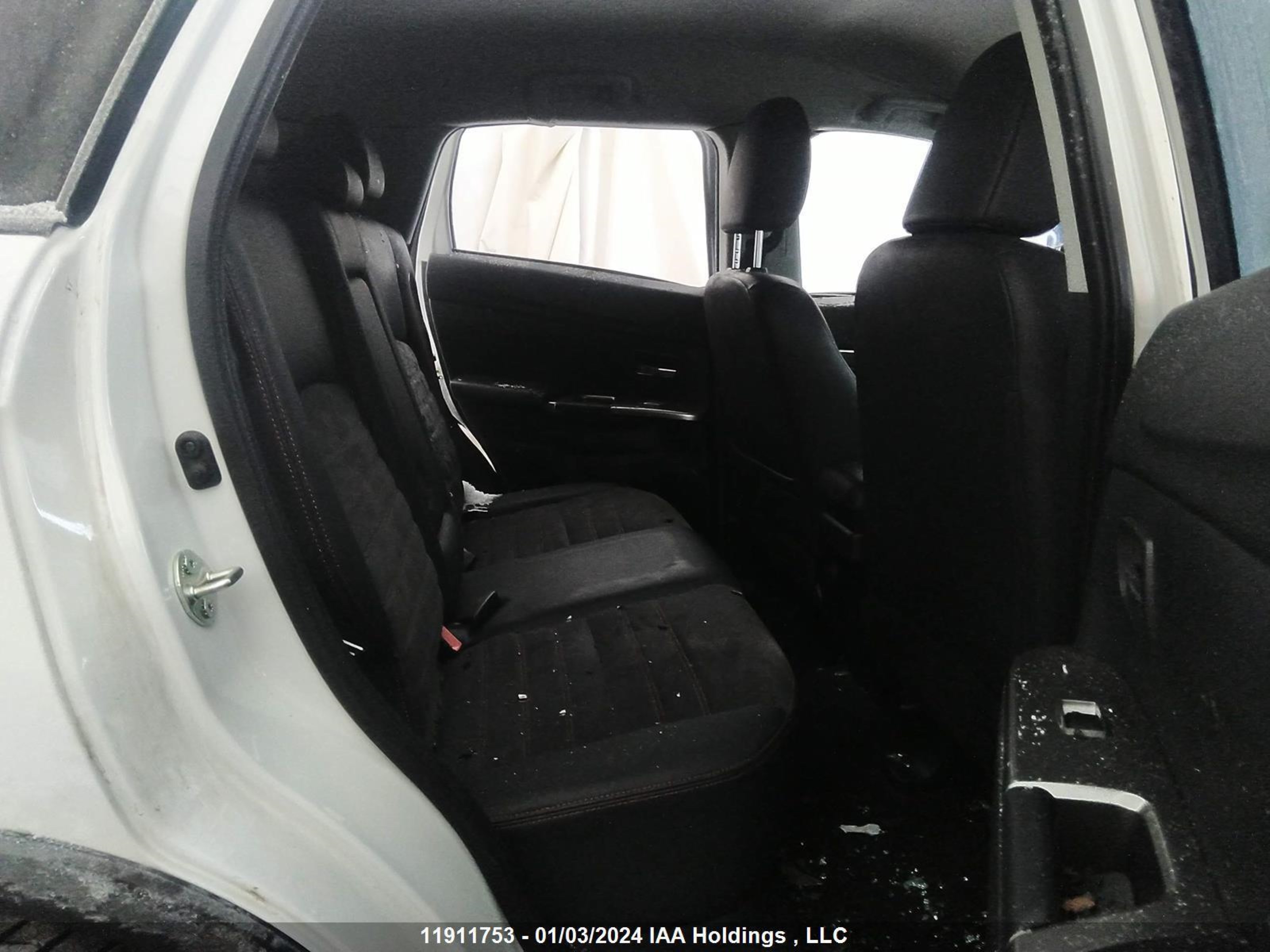 Photo 7 VIN: JA4AJVAW3MU600442 - MITSUBISHI RVR 