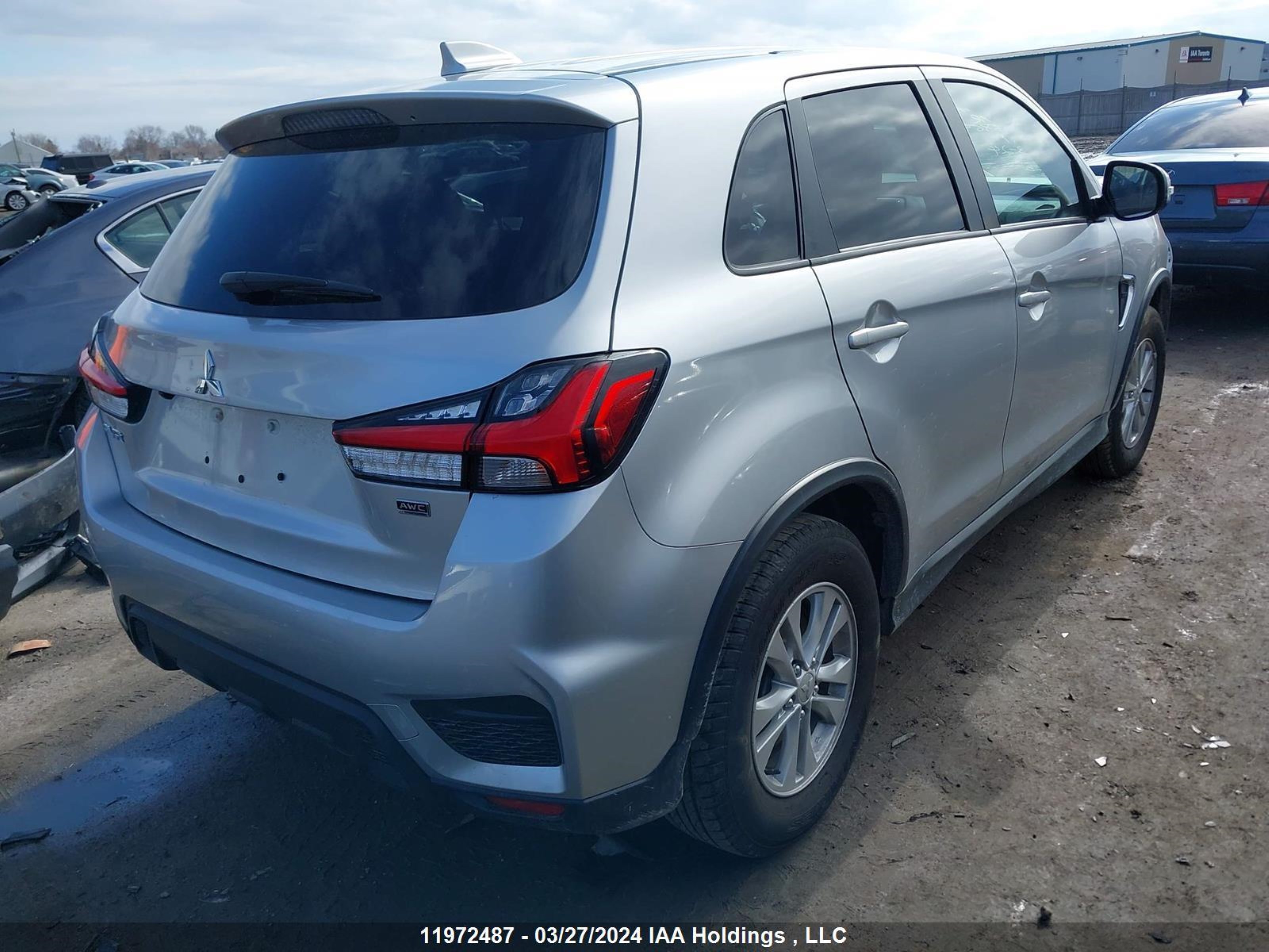 Photo 3 VIN: JA4AJVAW3MU606869 - MITSUBISHI RVR 