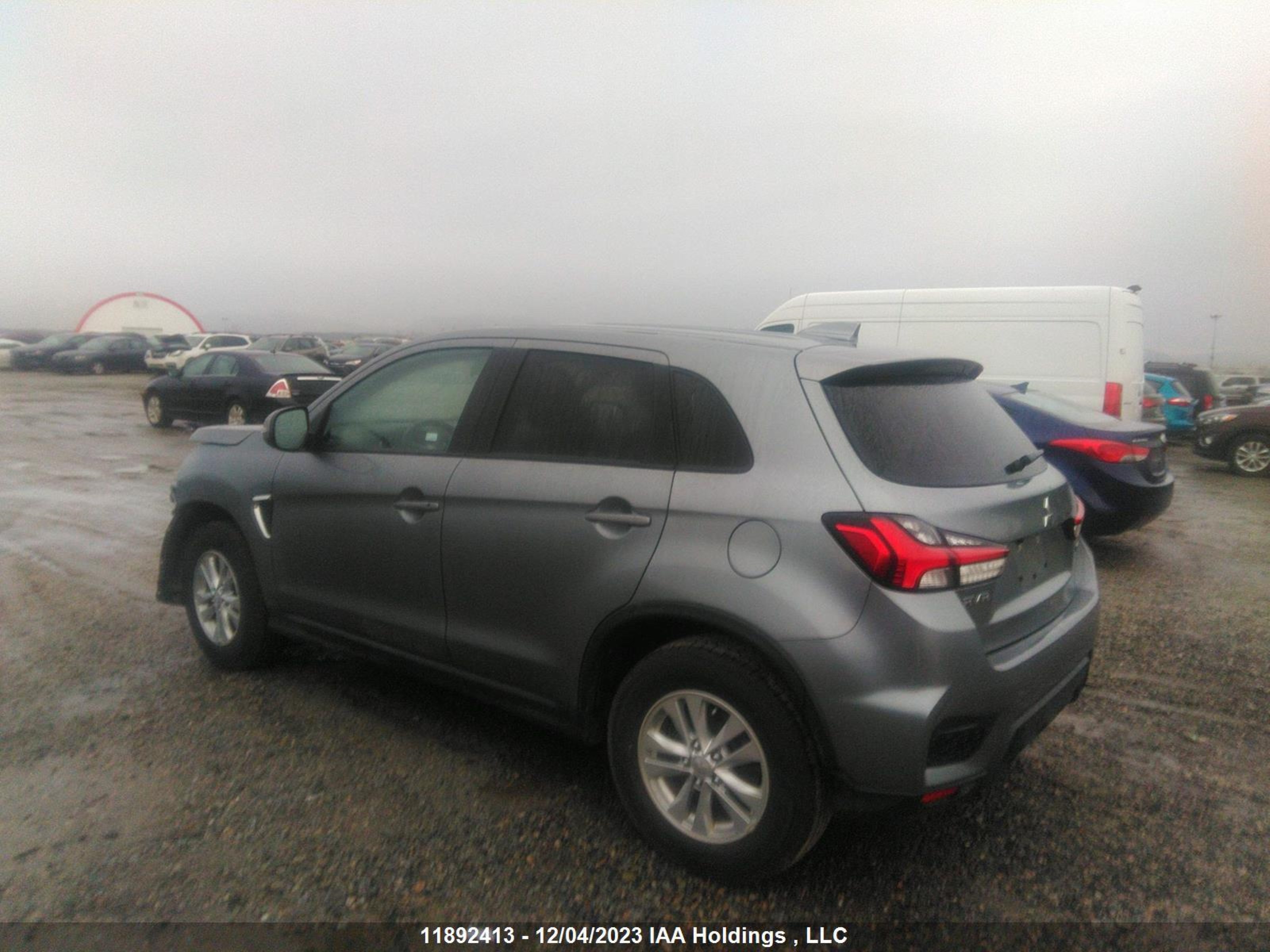 Photo 2 VIN: JA4AJVAW3MU607214 - MITSUBISHI RVR 