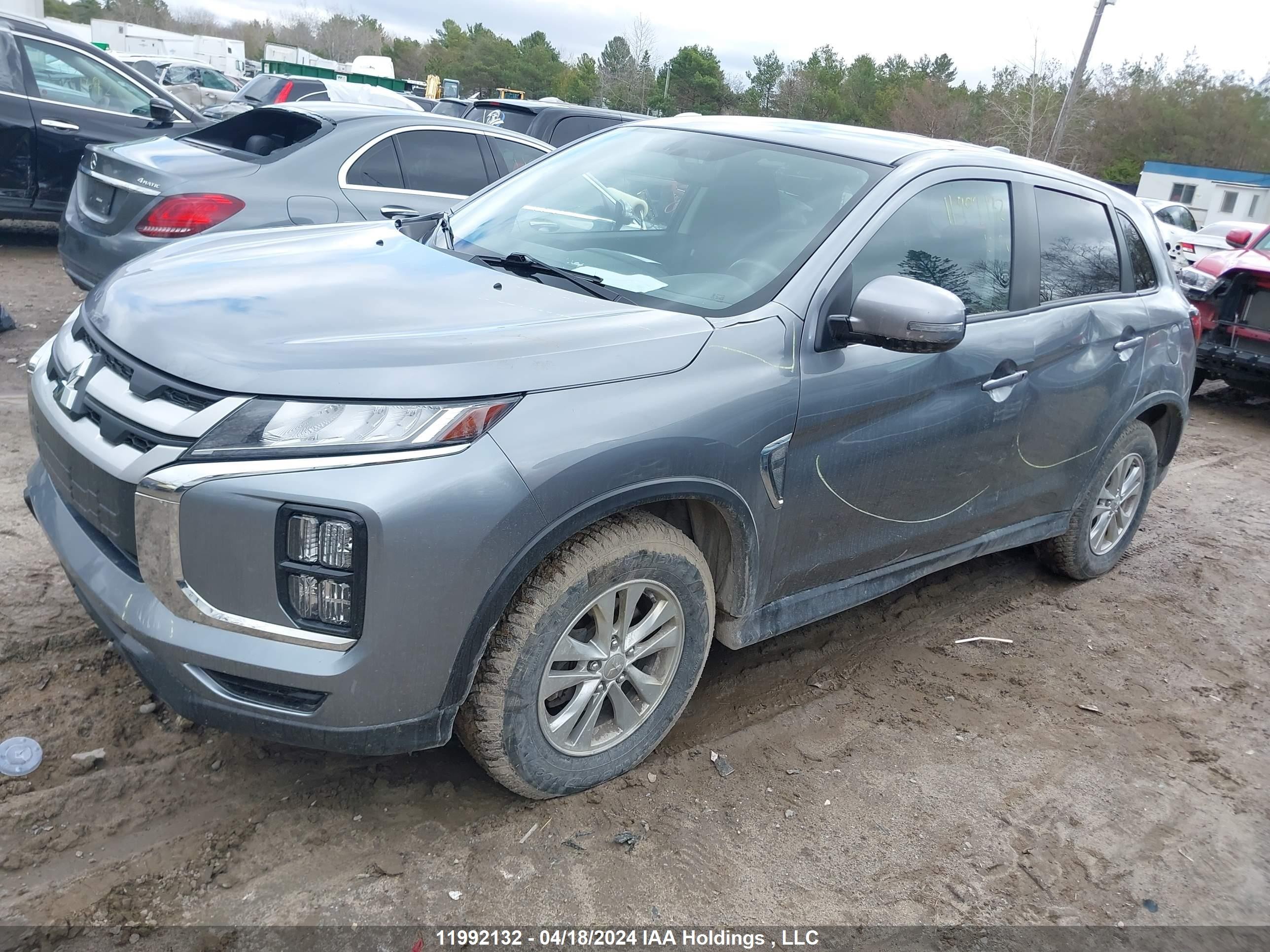 Photo 1 VIN: JA4AJVAW3NU602032 - MITSUBISHI RVR 