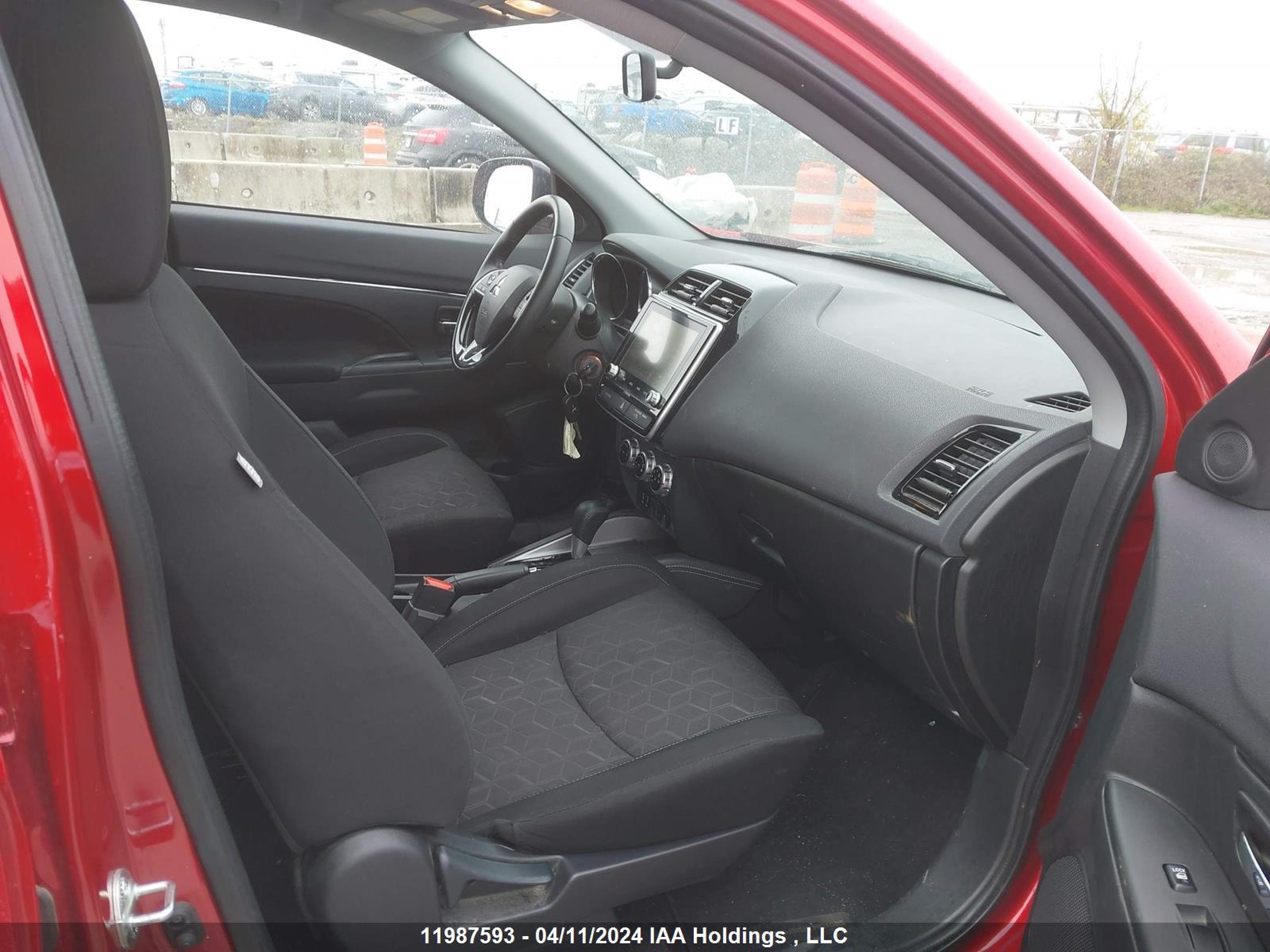 Photo 4 VIN: JA4AJVAW5MU602337 - MITSUBISHI RVR 