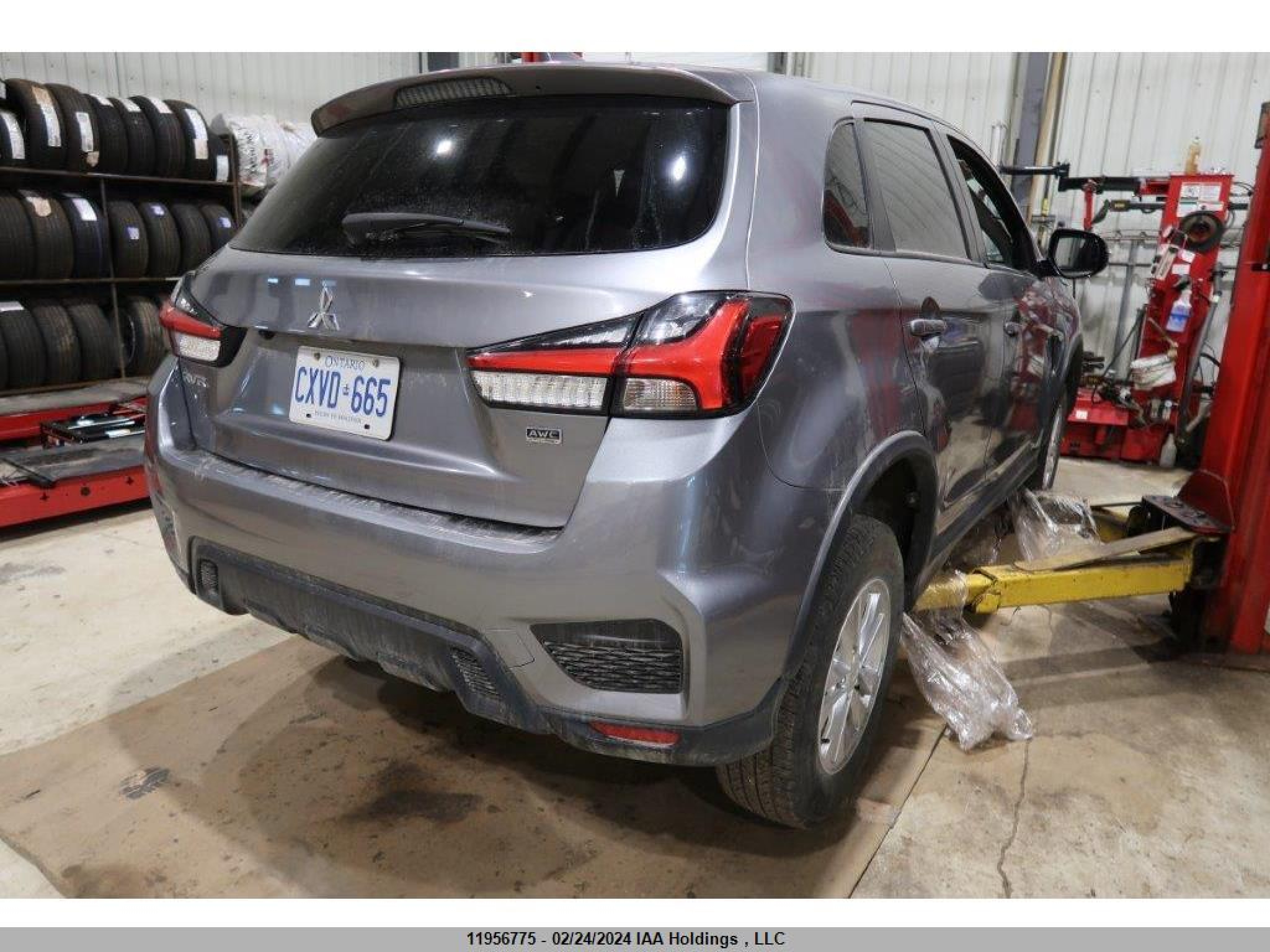 Photo 4 VIN: JA4AJVAW5MU605013 - MITSUBISHI RVR 