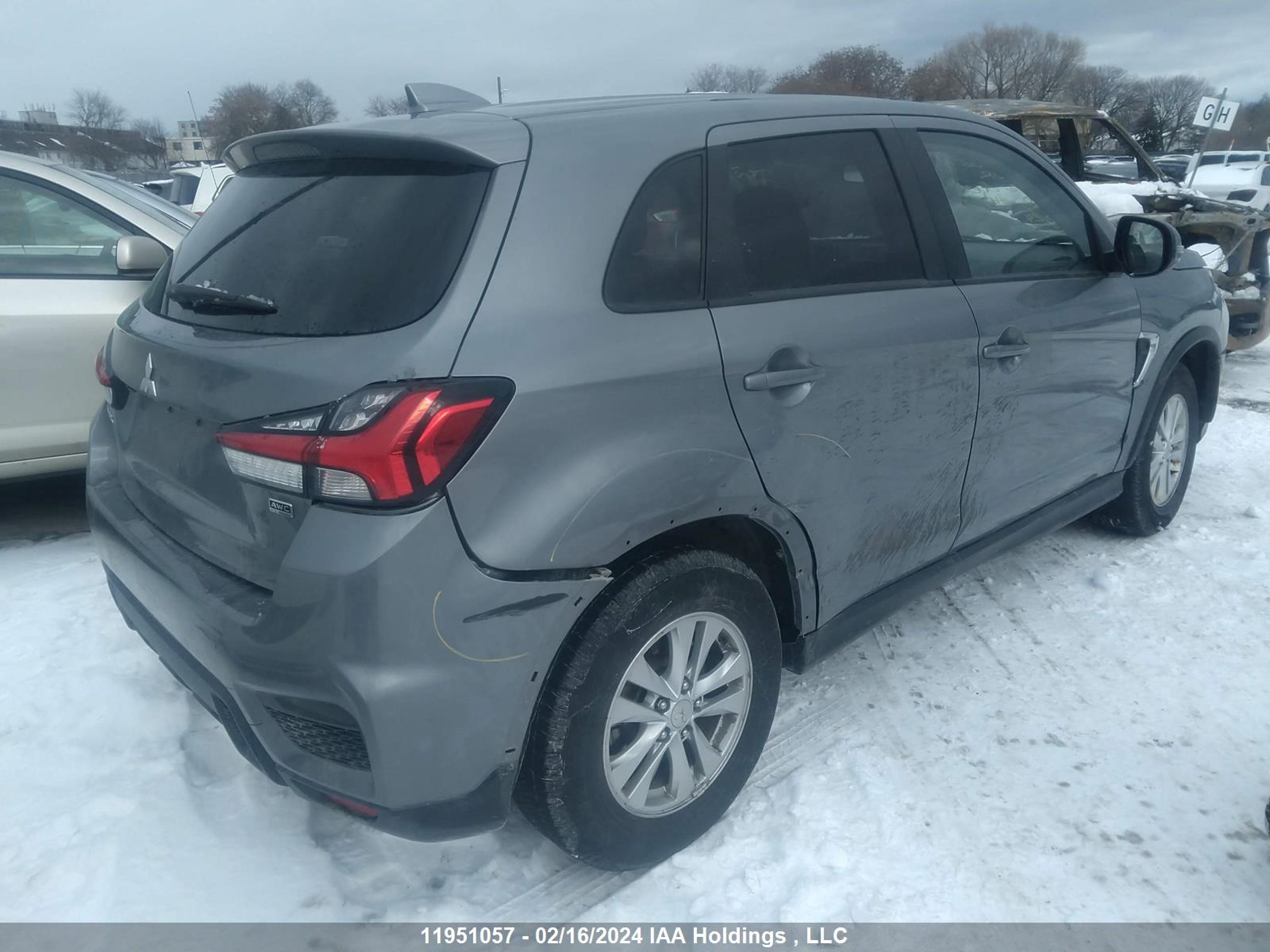 Photo 3 VIN: JA4AJVAW5MU606906 - MITSUBISHI RVR 