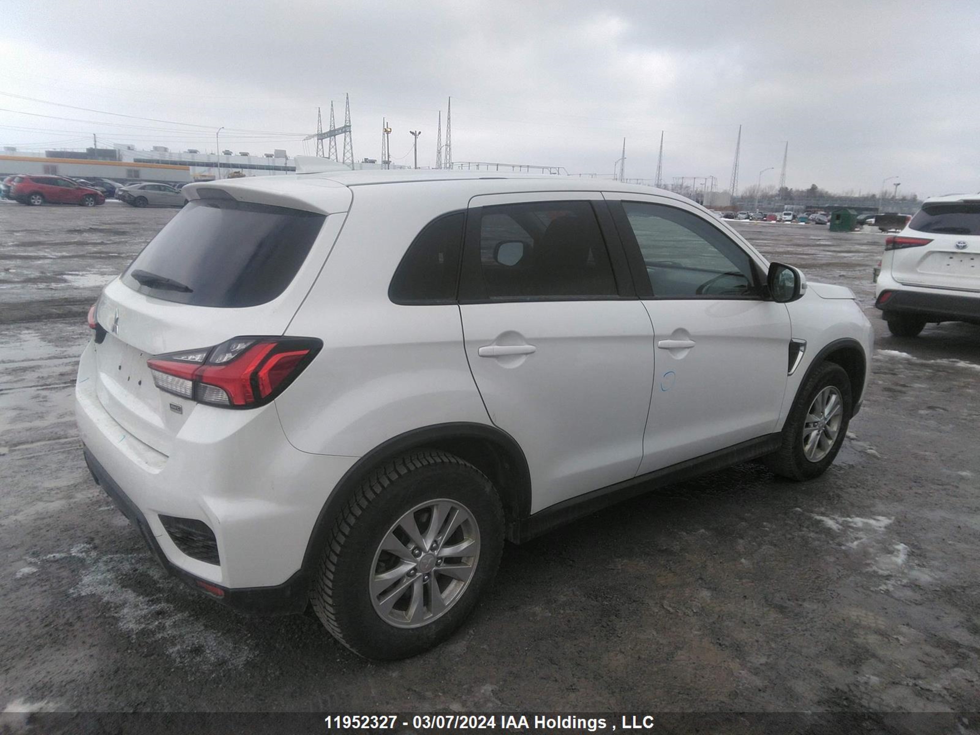 Photo 3 VIN: JA4AJVAW7MU602064 - MITSUBISHI RVR 