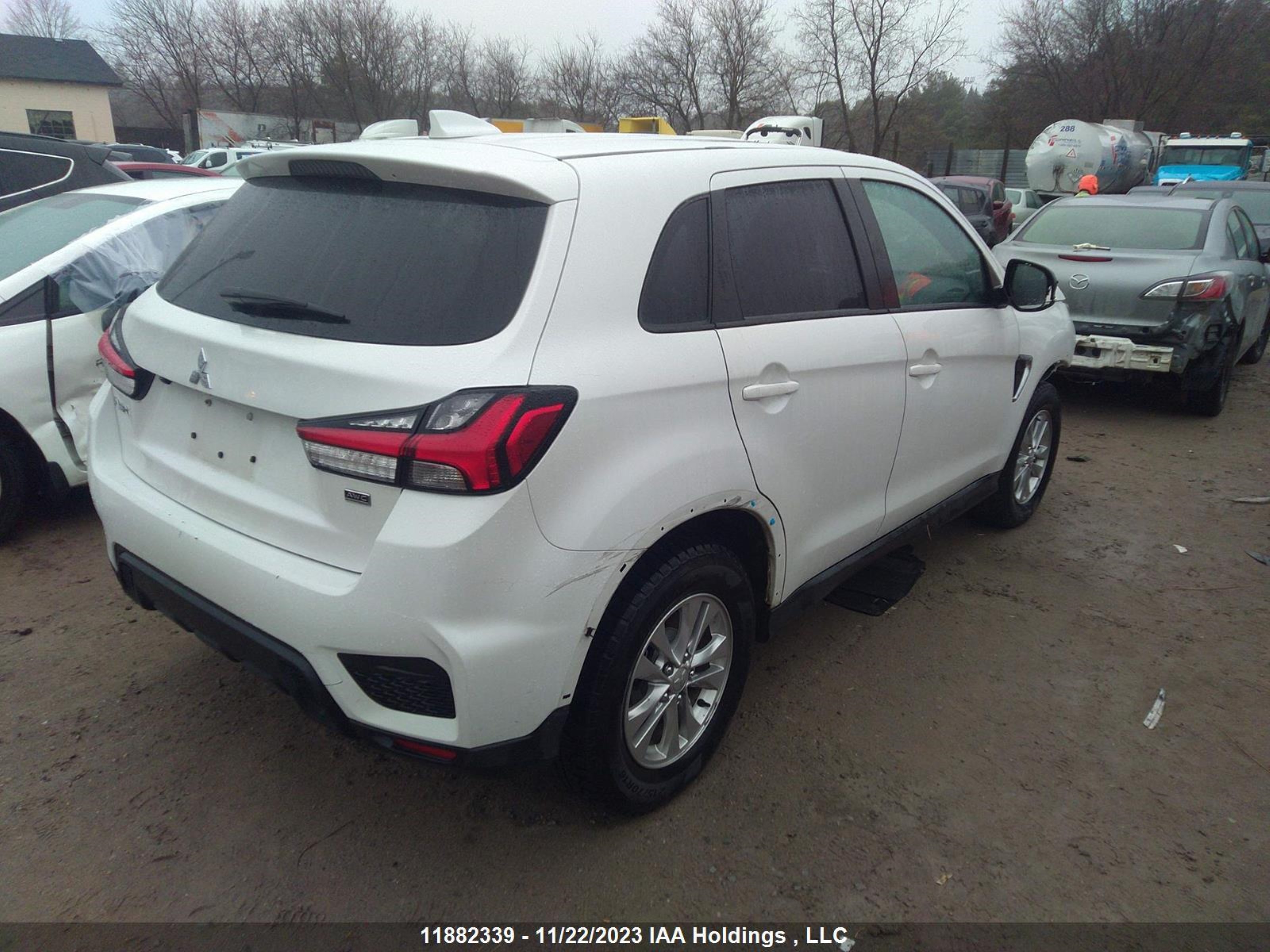 Photo 3 VIN: JA4AJVAW8MU601280 - MITSUBISHI RVR 