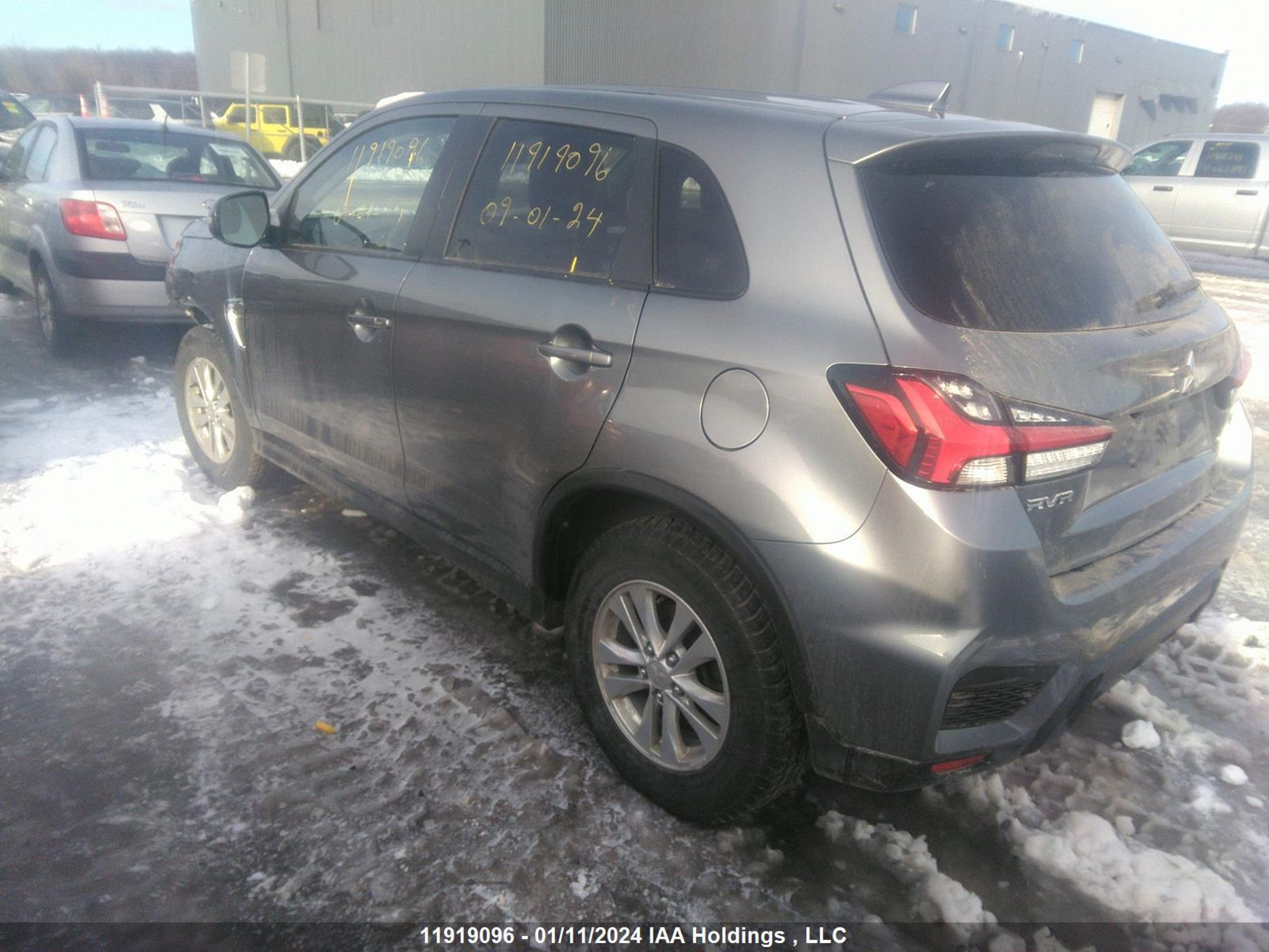 Photo 2 VIN: JA4AJVAW9MU606908 - MITSUBISHI RVR 