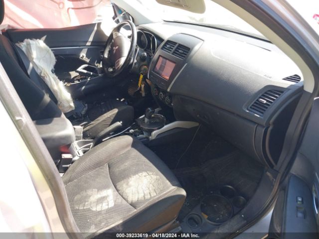 Photo 4 VIN: JA4AP3AU0BZ016923 - MITSUBISHI OUTLANDER SPORT 