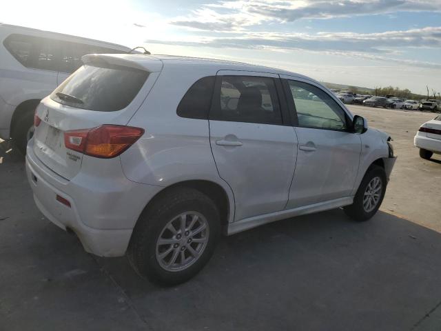 Photo 2 VIN: JA4AP3AU0BZ020437 - MITSUBISHI OUTLANDER 