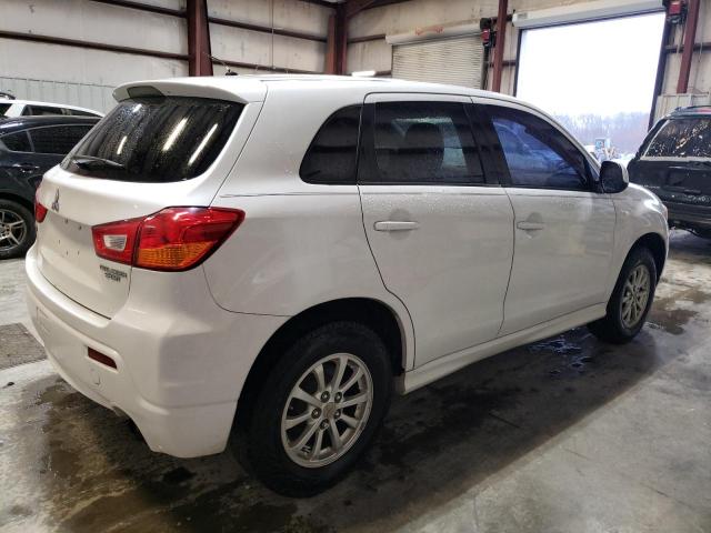 Photo 2 VIN: JA4AP3AU0CZ002649 - MITSUBISHI OUTLANDER 