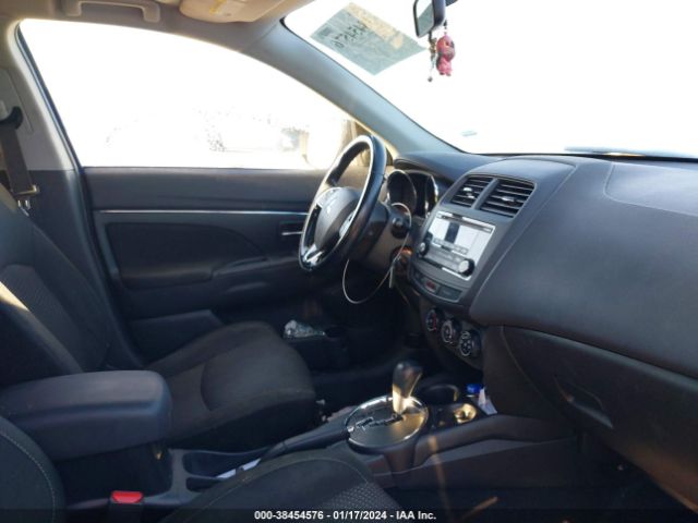 Photo 4 VIN: JA4AP3AU0GZ034085 - MITSUBISHI OUTLANDER SPORT 