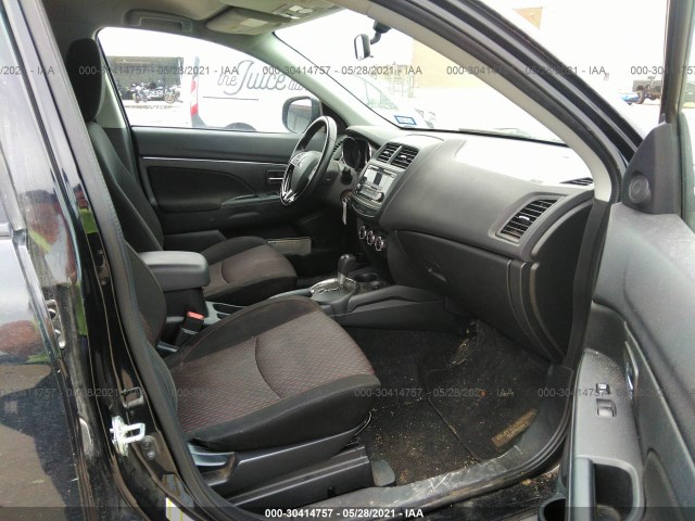 Photo 4 VIN: JA4AP3AU0HZ046996 - MITSUBISHI OUTLANDER SPORT 