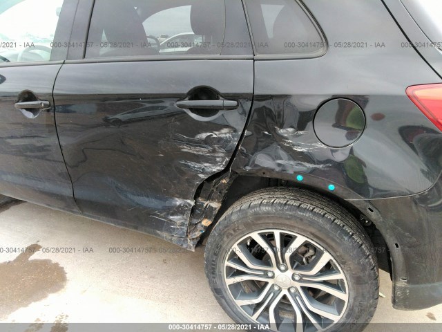 Photo 5 VIN: JA4AP3AU0HZ046996 - MITSUBISHI OUTLANDER SPORT 