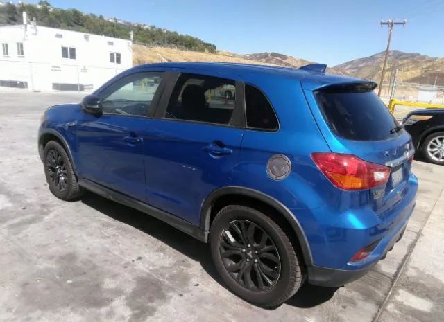 Photo 2 VIN: JA4AP3AU0JU008140 - MITSUBISHI OUTLANDER 