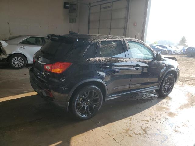 Photo 2 VIN: JA4AP3AU0JU014357 - MITSUBISHI OUTLANDER 