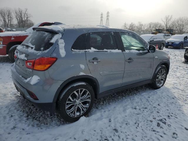 Photo 2 VIN: JA4AP3AU0JZ000994 - MITSUBISHI OUTLANDER 