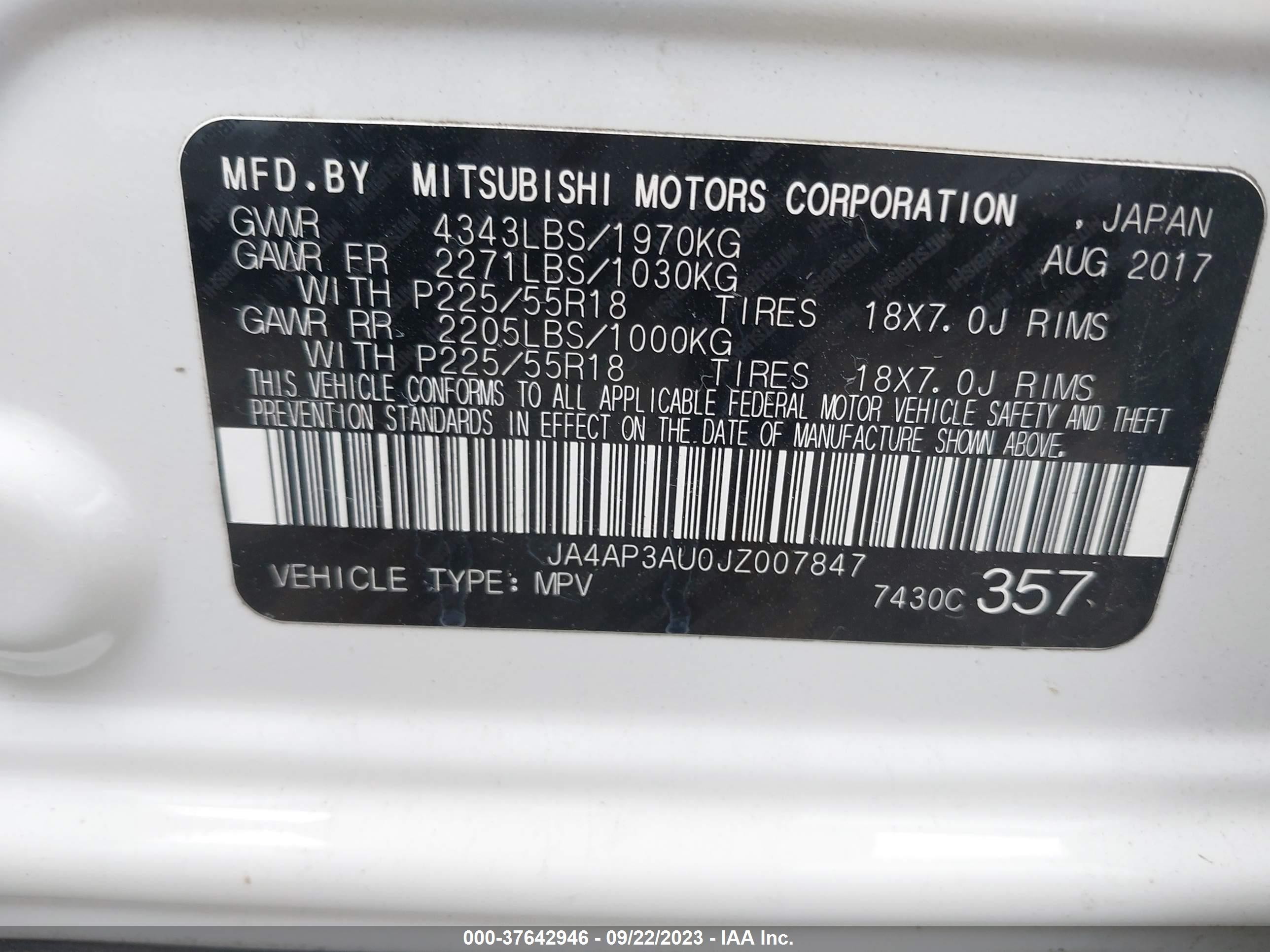 Photo 8 VIN: JA4AP3AU0JZ007847 - MITSUBISHI OUTLANDER 