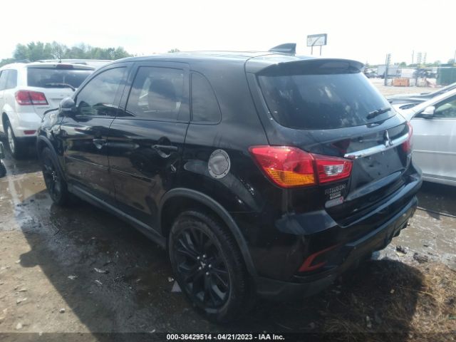 Photo 2 VIN: JA4AP3AU0JZ025670 - MITSUBISHI OUTLANDER SPORT 