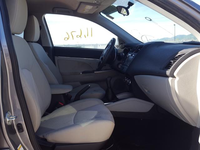 Photo 4 VIN: JA4AP3AU0KU009757 - MITSUBISHI OUTLANDER 