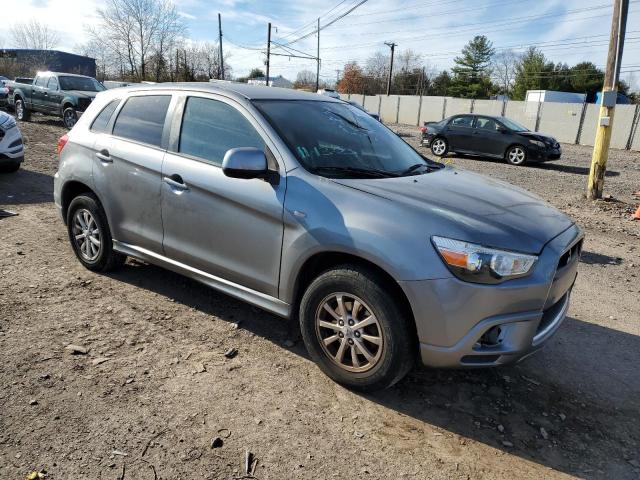 Photo 3 VIN: JA4AP3AU1BZ005753 - MITSUBISHI OUTLANDER 