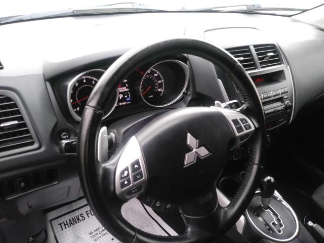 Photo 8 VIN: JA4AP3AU1CZ008427 - MITSUBISHI OUTLANDER 