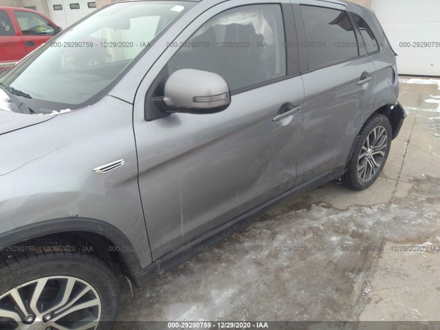 Photo 5 VIN: JA4AP3AU1GZ053230 - MITSUBISHI OUTLANDER SPORT 