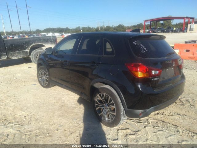 Photo 2 VIN: JA4AP3AU1HZ002778 - MITSUBISHI OUTLANDER SPORT 