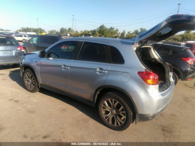 Photo 2 VIN: JA4AP3AU1HZ005552 - MITSUBISHI OUTLANDER SPORT 