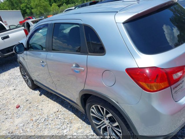 Photo 2 VIN: JA4AP3AU1HZ031021 - MITSUBISHI OUTLANDER SPORT 