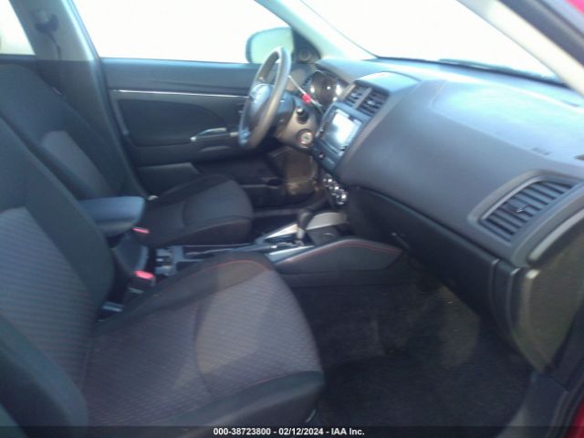 Photo 4 VIN: JA4AP3AU1JZ000678 - MITSUBISHI OUTLANDER SPORT 