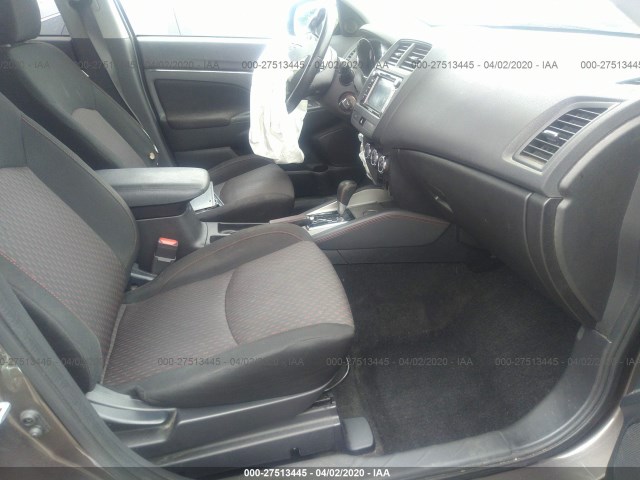 Photo 4 VIN: JA4AP3AU1JZ024110 - MITSUBISHI OUTLANDER SPORT 