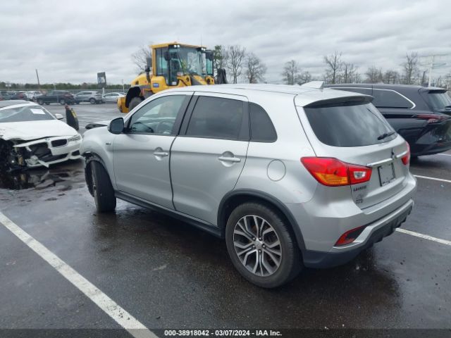 Photo 2 VIN: JA4AP3AU1KU001697 - MITSUBISHI OUTLANDER SPORT 