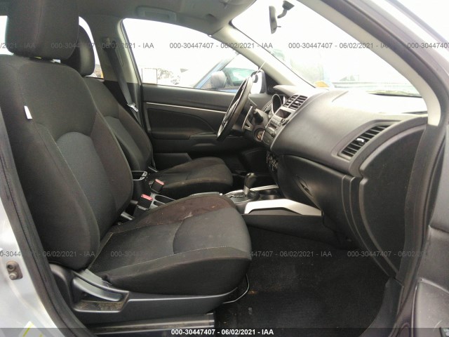 Photo 4 VIN: JA4AP3AU2BZ010430 - MITSUBISHI OUTLANDER SPORT 