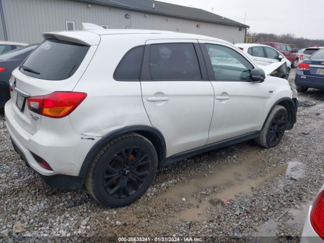 Photo 3 VIN: JA4AP3AU2JU003702 - MITSUBISHI OUTLANDER SPORT 