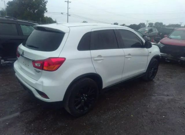 Photo 3 VIN: JA4AP3AU2JU006972 - MITSUBISHI OUTLANDER 