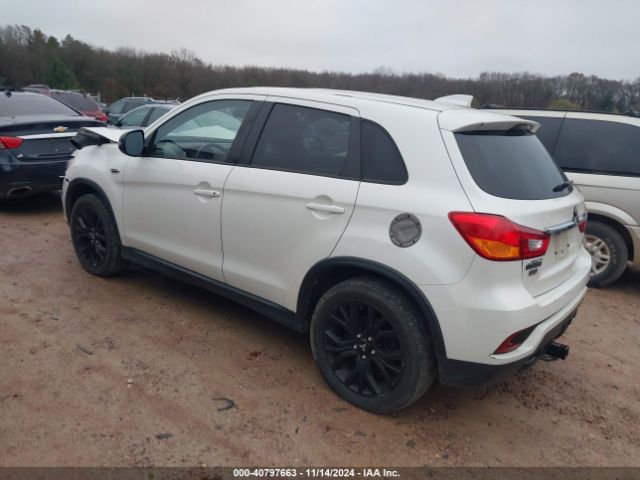 Photo 2 VIN: JA4AP3AU2JU011539 - MITSUBISHI OUTLANDER SPORT 