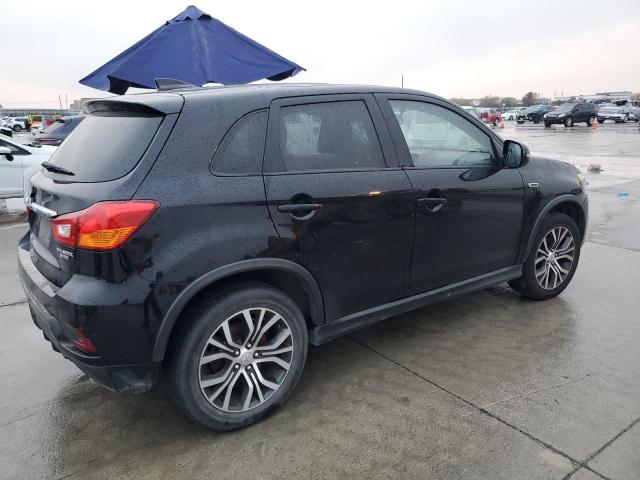 Photo 2 VIN: JA4AP3AU2JU021875 - MITSUBISHI OUTLANDER 