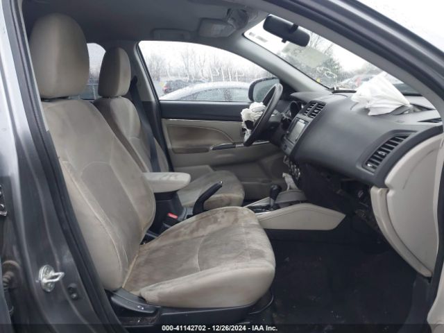 Photo 4 VIN: JA4AP3AU2KU033526 - MITSUBISHI OUTLANDER SPORT 