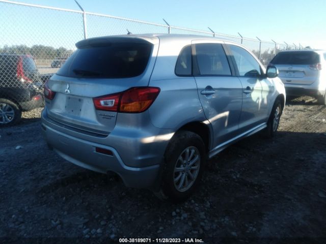 Photo 3 VIN: JA4AP3AU3CZ010826 - MITSUBISHI OUTLANDER SPORT 