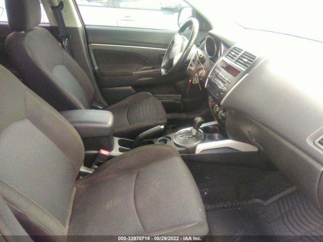 Photo 4 VIN: JA4AP3AU3CZ011166 - MITSUBISHI OUTLANDER SPORT 