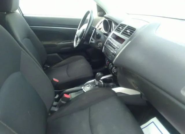 Photo 4 VIN: JA4AP3AU3CZ011829 - MITSUBISHI OUTLANDER SPORT 