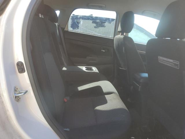 Photo 10 VIN: JA4AP3AU3JZ027266 - MITSUBISHI OUTLANDER 