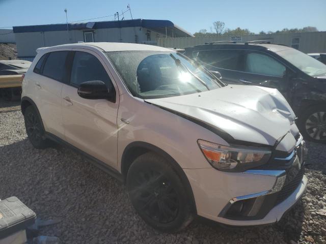 Photo 3 VIN: JA4AP3AU3JZ027266 - MITSUBISHI OUTLANDER 