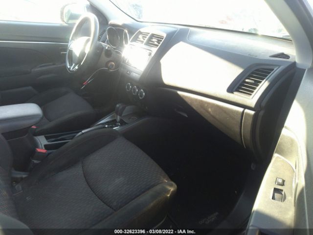 Photo 4 VIN: JA4AP3AU3JZ030796 - MITSUBISHI OUTLANDER SPORT 