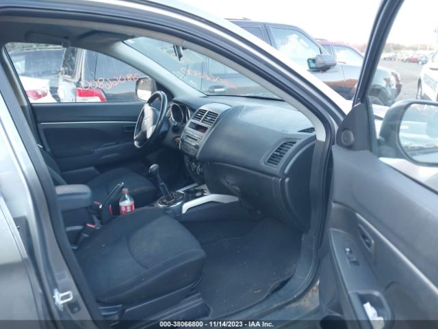 Photo 4 VIN: JA4AP3AU4CZ006526 - MITSUBISHI OUTLANDER SPORT 