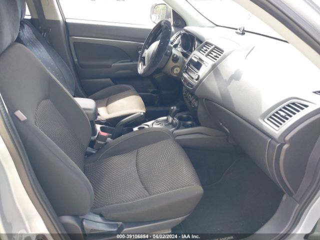 Photo 4 VIN: JA4AP3AU4GZ025146 - MITSUBISHI OUTLANDER SPORT 