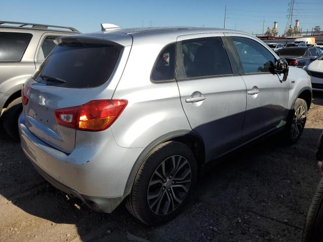 Photo 2 VIN: JA4AP3AU4HZ053112 - MITSUBISHI OUTLANDER 