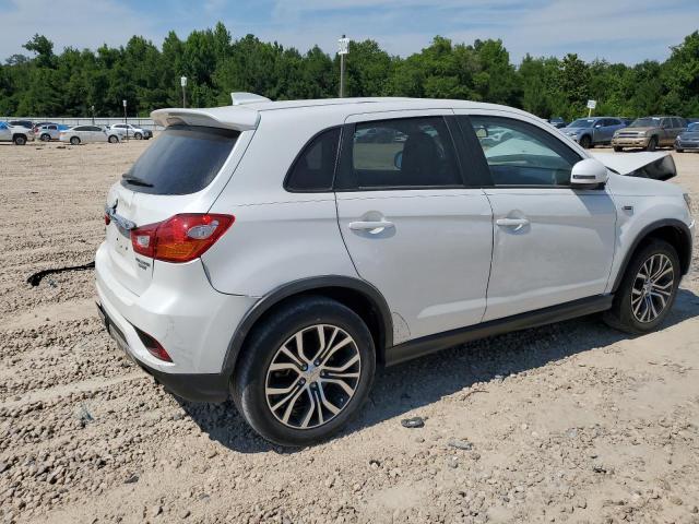 Photo 2 VIN: JA4AP3AU4JU025510 - MITSUBISHI OUTLANDER 