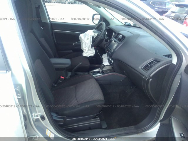 Photo 4 VIN: JA4AP3AU4JZ009200 - MITSUBISHI OUTLANDER SPORT 